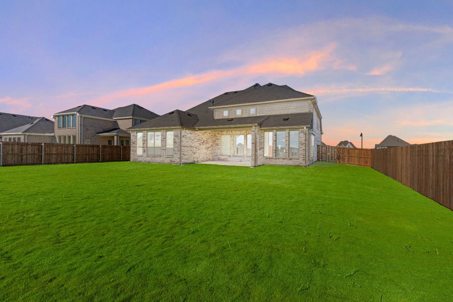 4,033sf New Home in Waxahachie, TX. - Slide 4 4,033sf New Home in Waxahachie, TX. - Slide 4