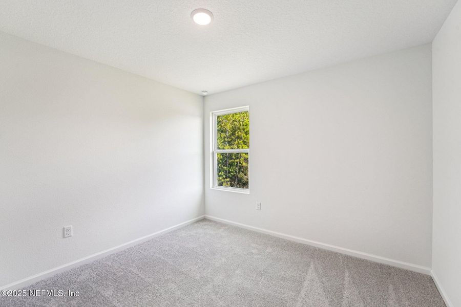 Spacious, unfurnished interior of a new home in Panther Creek, Jacksonville (Image 31).