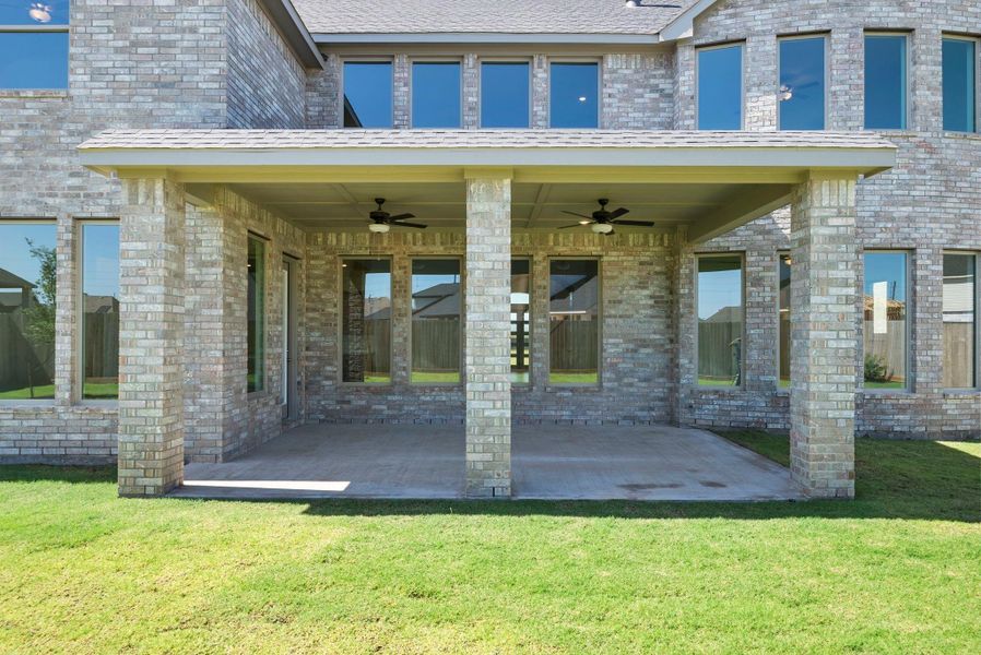 Exterior details and patio area of a home in Harvest Green, Richmond (Image 4).