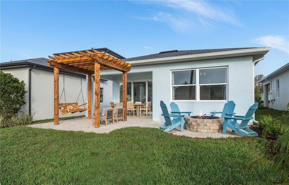 Exterior details and patio area of a home in , Lady Lake (Image 20). Exterior details and patio area of a home in , Lady Lake (Image 20).