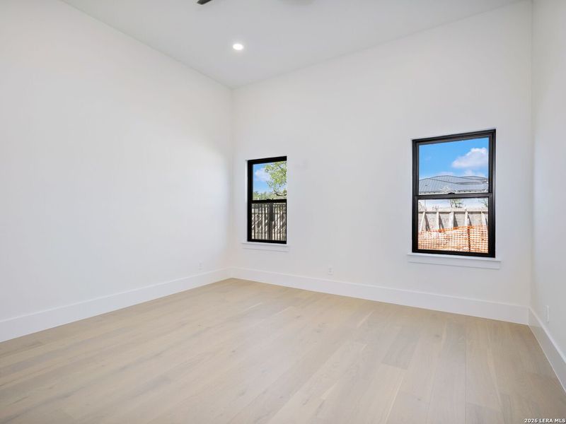 Spacious, unfurnished interior of a new home in , Boerne (Image 24).