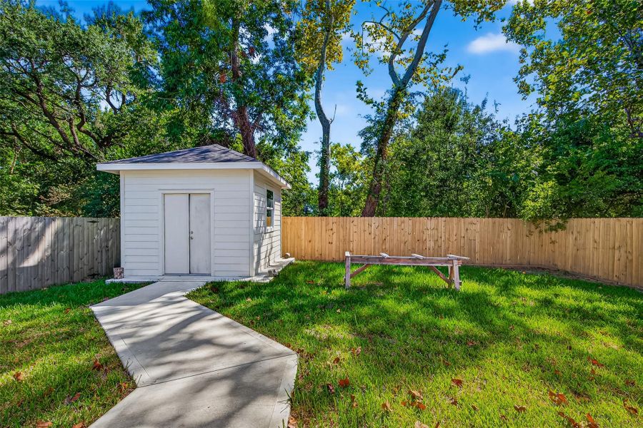 Image 28 of a home in . Image 28 of a home in .