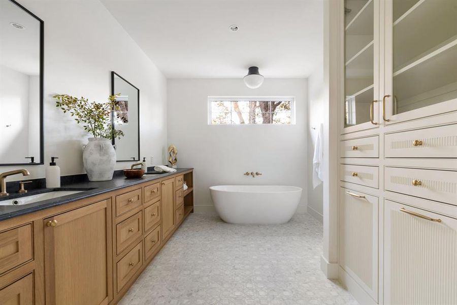 Furnished interior view inside a new home in , Dallas (Image 13).