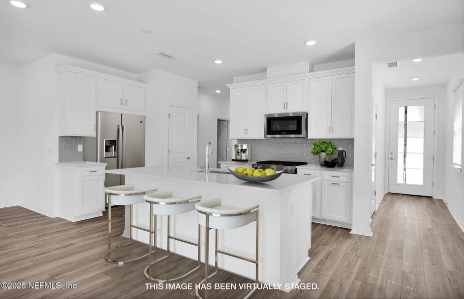 Furnished interior view inside a new home in Murray Farms, Middleburg (Image 5).