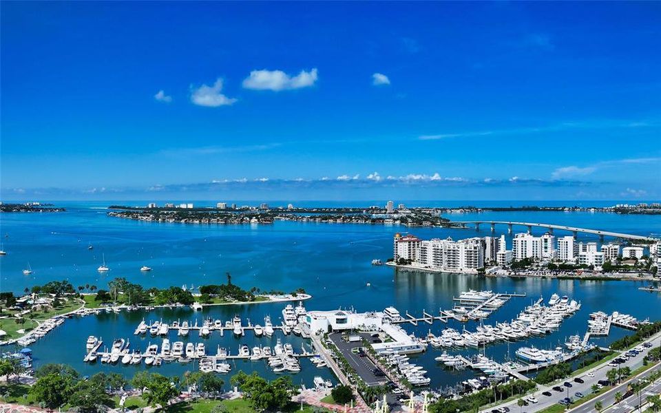 Image 43 of a home in .