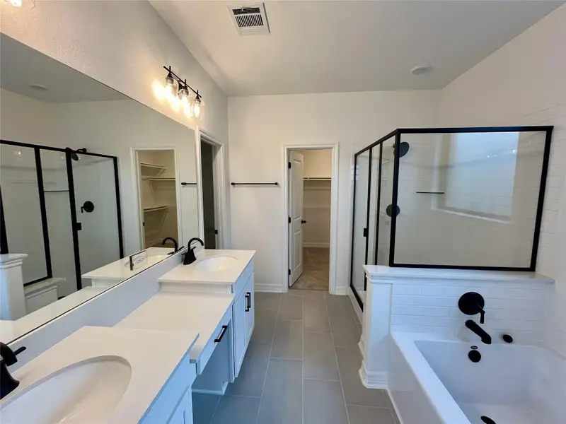 Furnished interior view inside a new home in Oakwood Estates, Waller (Image 11). Furnished interior view inside a new home in Oakwood Estates, Waller (Image 11).