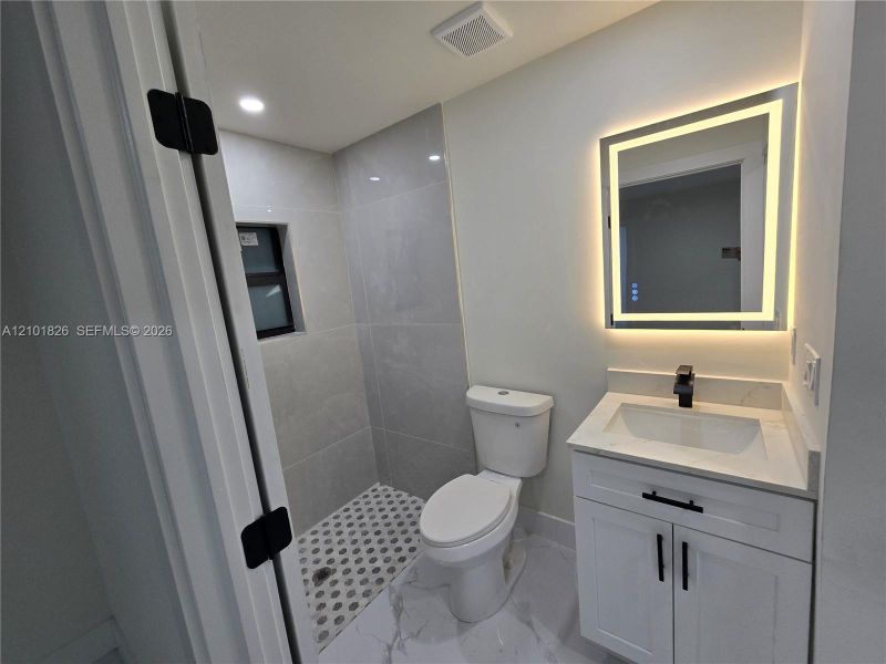 Furnished interior view inside a new home in , Lehigh Acres (Image 5).