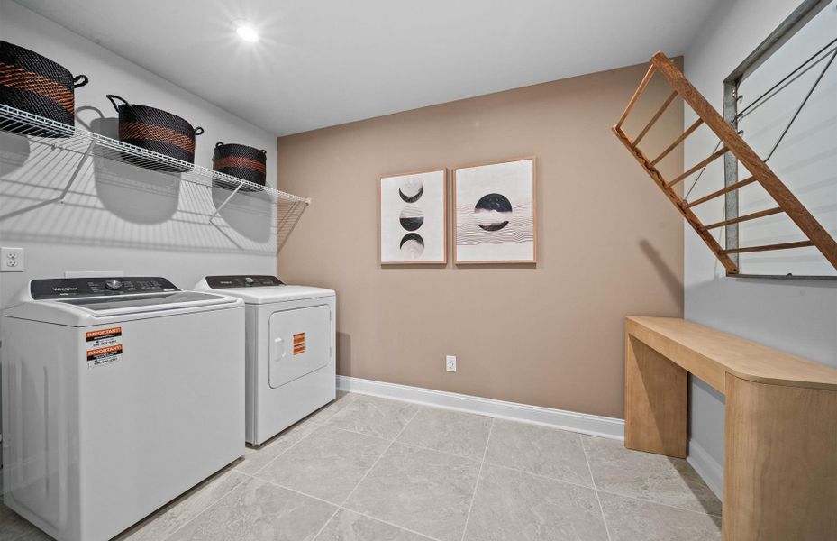 Representative furnished interior of a home built from the Frazier by Pulte Homes in Sparrow Creek, Boiling Springs (Image 17).
