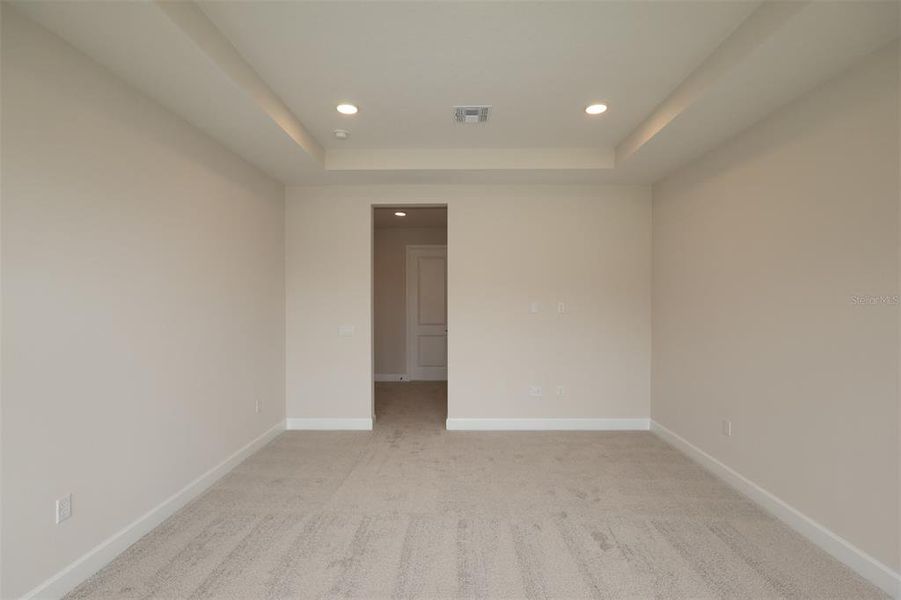 Spacious, unfurnished interior of a new home in Solace at Corner Lake, Orlando (Image 40). Spacious, unfurnished interior of a new home in Solace at Corner Lake, Orlando (Image 40).