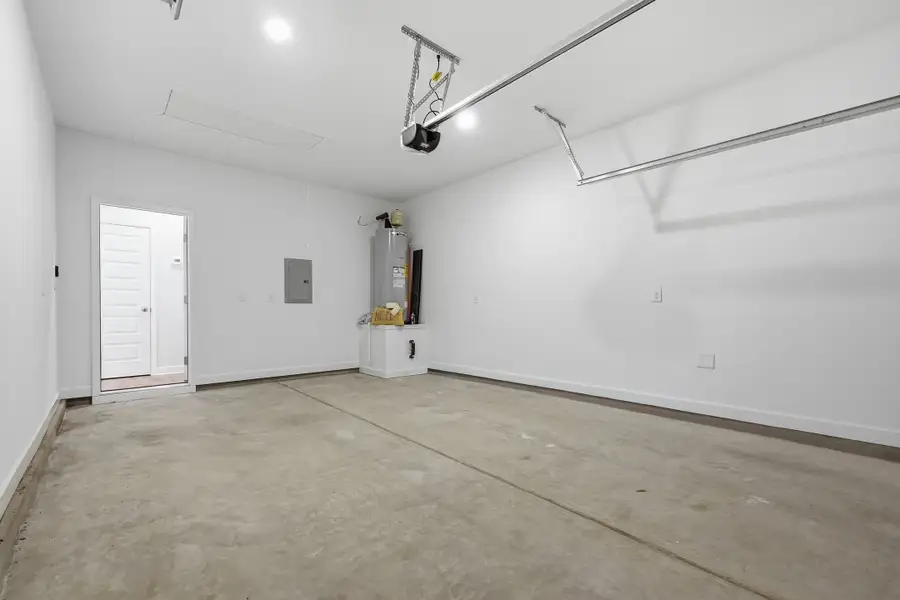 Spacious, unfurnished interior of a new home in Live Oak Cottages, Freeport (Image 36). Spacious, unfurnished interior of a new home in Live Oak Cottages, Freeport (Image 36).