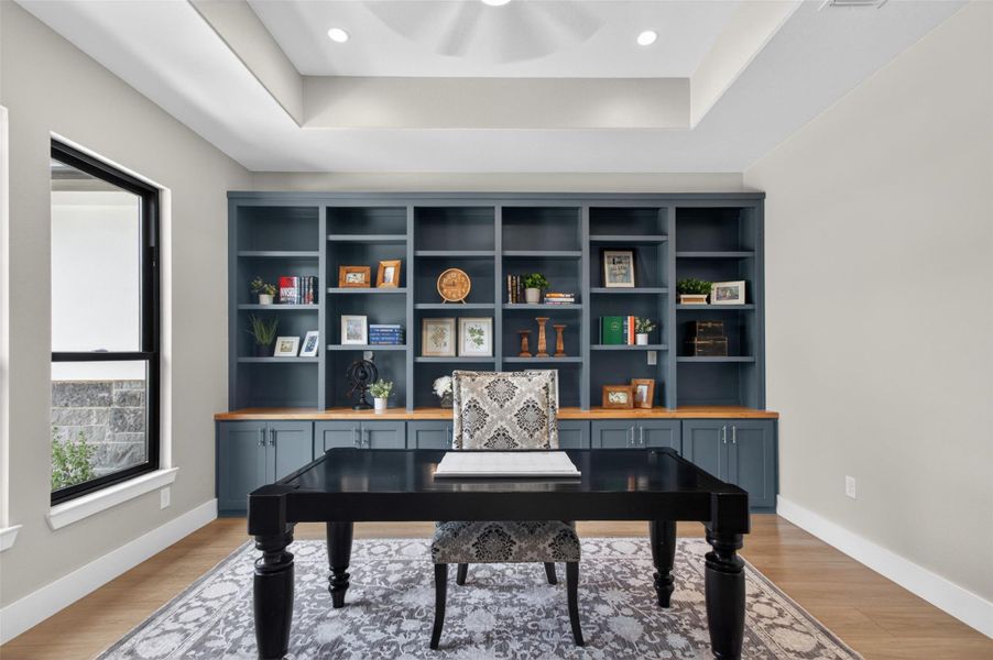 Furnished interior view inside a new home in , Kingsland (Image 31).