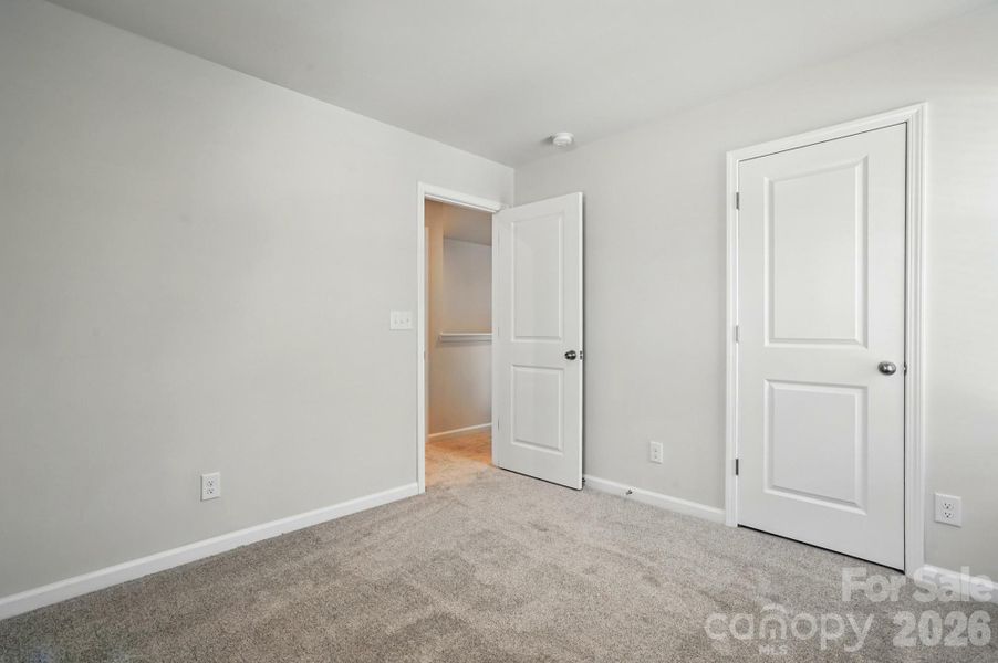 Spacious, unfurnished interior of a new home in Arbor Chase, Clover (Image 21). Spacious, unfurnished interior of a new home in Arbor Chase, Clover (Image 21).