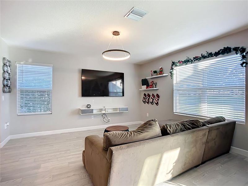 Furnished interior view inside a new home in Star Farms at Lakewood Ranch, Bradenton (Image 13).