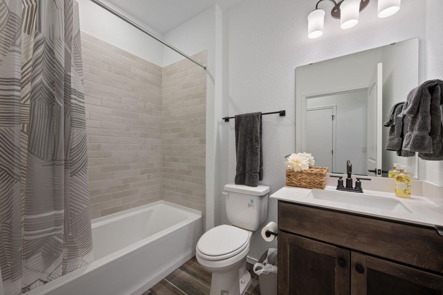 Furnished interior view inside a new home in Sun City Texas, Georgetown (Image 15).