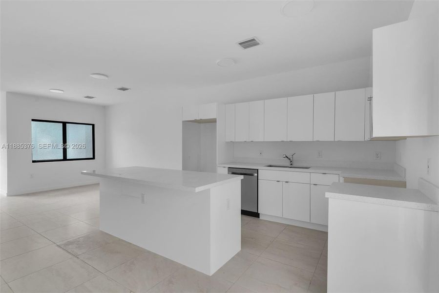 Furnished interior view inside a new home in , Miami (Image 7).