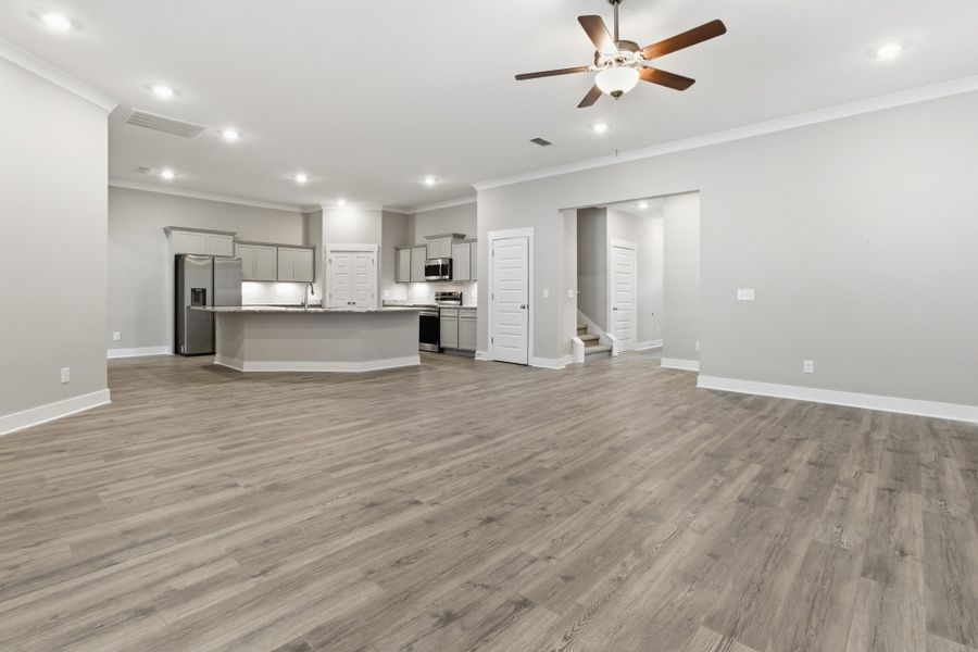 Spacious, unfurnished interior of a new home in Veterans Cove, Murfreesboro (Image 20).