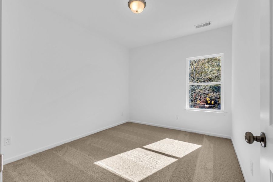 Spacious, unfurnished interior of a new home in Ironhorse, Dickson (Image 21).