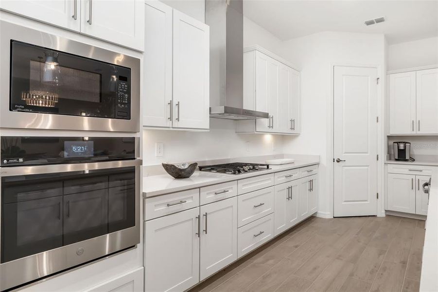 Furnished interior view inside a new home in , Lakewood Ranch (Image 9).