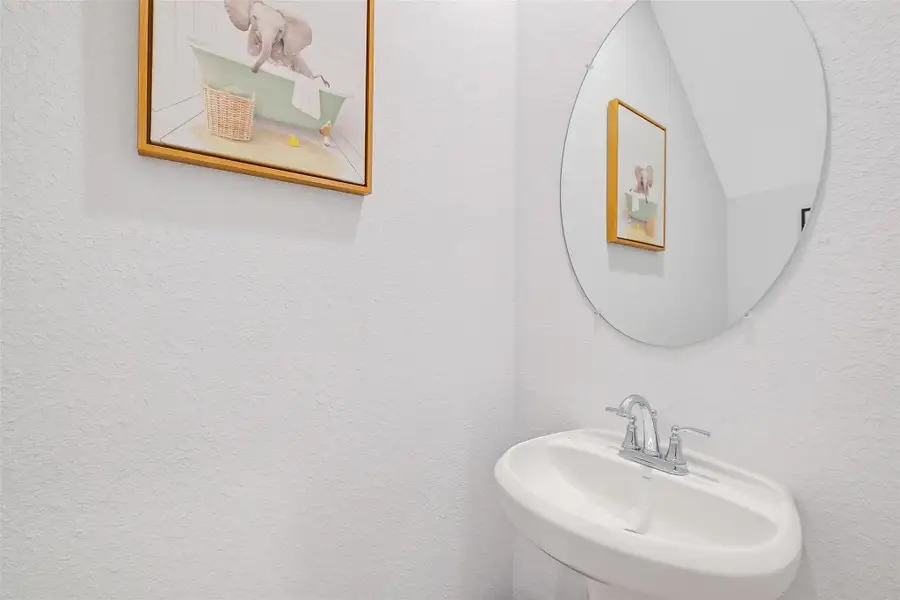 Image 24 of a home in .