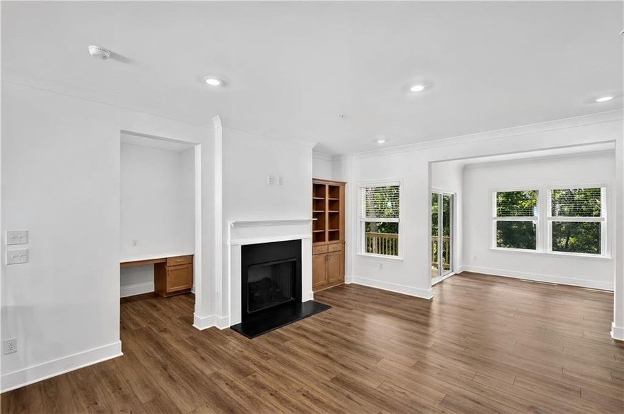 Spacious, unfurnished interior of a new home in Forrest Crossing, Woodstock (Image 10). Spacious, unfurnished interior of a new home in Forrest Crossing, Woodstock (Image 10).