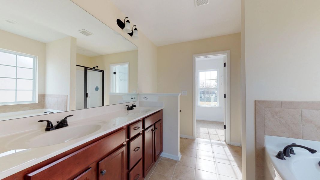 Representative furnished interior of a home built from the Rockbridge by Bill Clark Homes in Davenport Farms, Winterville (Image 8).