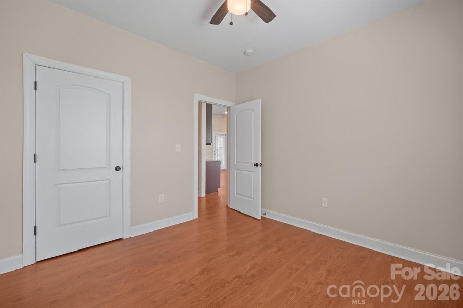 Spacious, unfurnished interior of a new home in , Kings Mountain (Image 16).