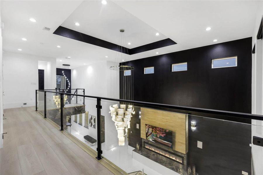 Image 28 of a home in .