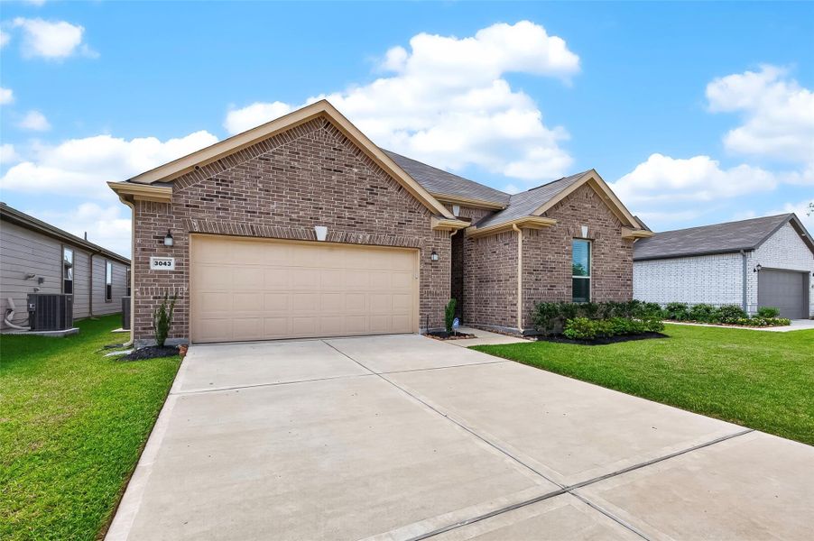 Front exterior of a new home in , Fresno, TX, highlighting curb appeal (Image 26).