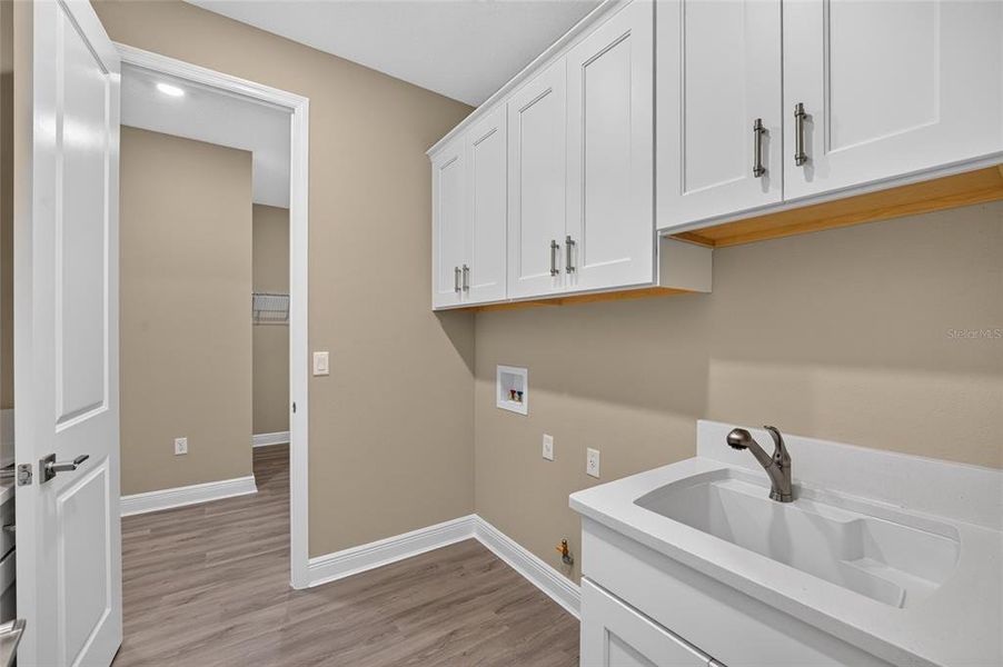Furnished interior view inside a new home in , Ocala (Image 7).