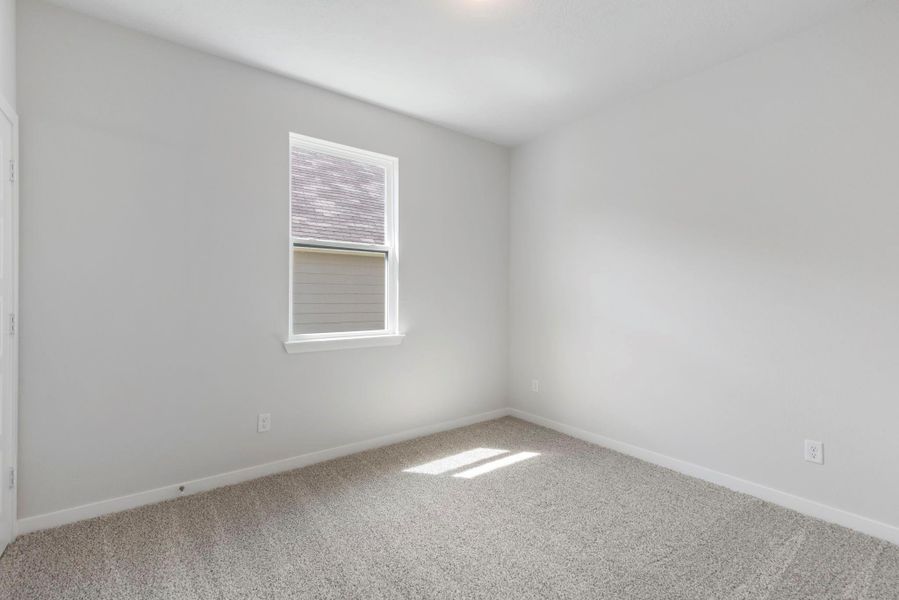 Spacious, unfurnished interior of a new home in , Huntsville (Image 16).