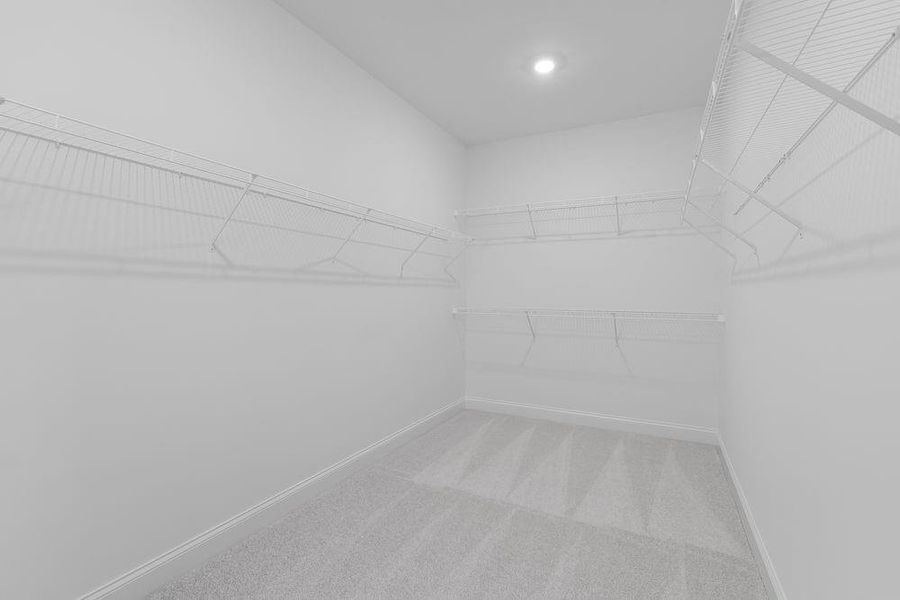 Spacious, unfurnished interior of a new home in Auburn Glen, Dacula (Image 25).