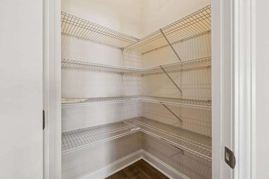 Image 35 of a home in Cades Bluff.