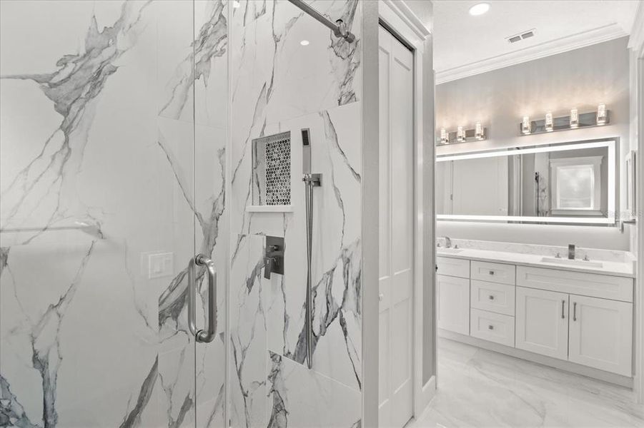 Furnished interior view inside a new home in , Clermont (Image 62). Furnished interior view inside a new home in , Clermont (Image 62).