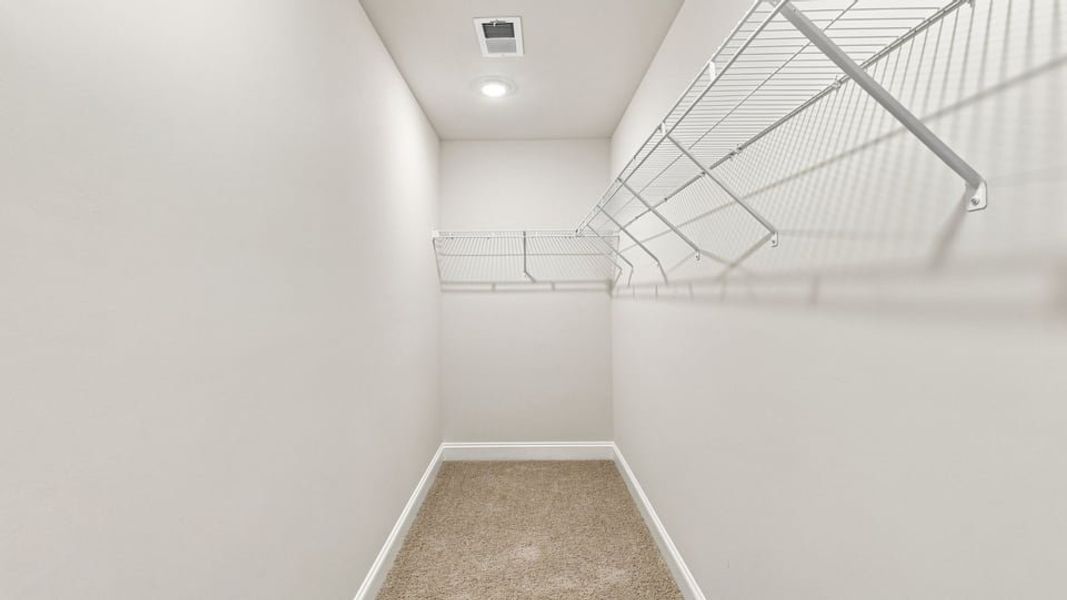 Spacious, unfurnished interior of a new home in Shadowood, Seneca (Image 37).