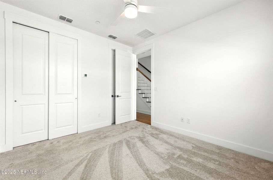 Spacious, unfurnished interior of a new home in , Jacksonville Beach (Image 16).