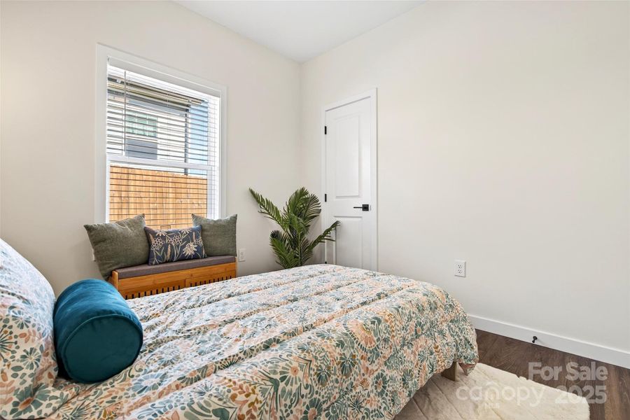 Furnished interior view inside a new home in , Marion (Image 4).