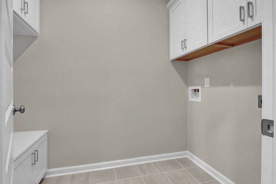 Spacious, unfurnished interior of a new home in Grand Park, Leland (Image 32).