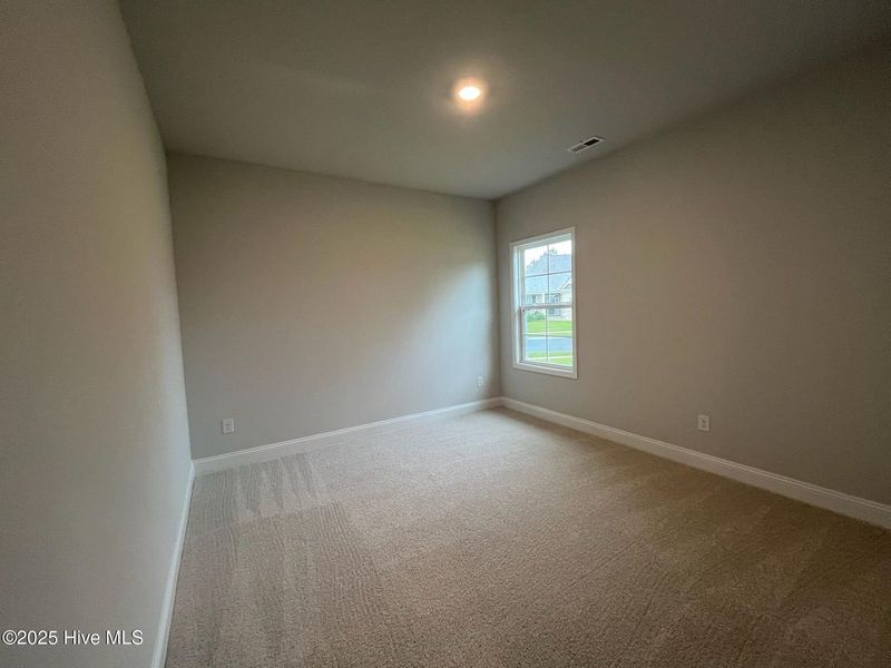 Spacious, unfurnished interior of a new home in Palmetto Creek, Bolivia (Image 21).