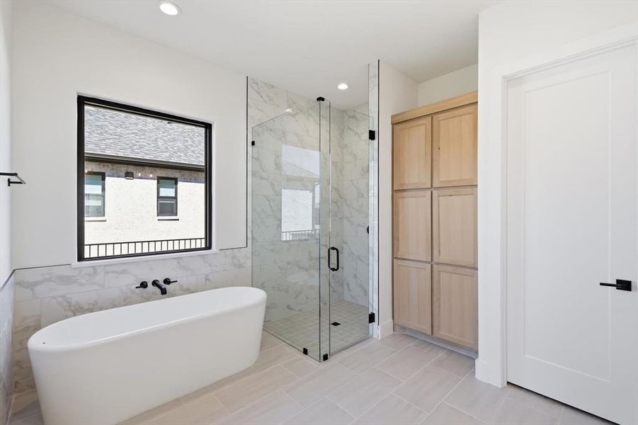 Furnished interior view inside a new home in , McKinney (Image 15).