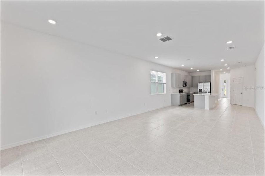 Spacious, unfurnished interior of a new home in Mirror Lake Village, Fruitland Park (Image 7). Spacious, unfurnished interior of a new home in Mirror Lake Village, Fruitland Park (Image 7).