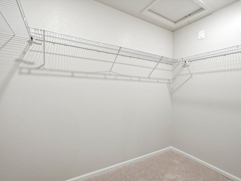 Spacious, unfurnished interior of a new home in Frontier Estates - The Trails Collection, Firestone (Image 13).