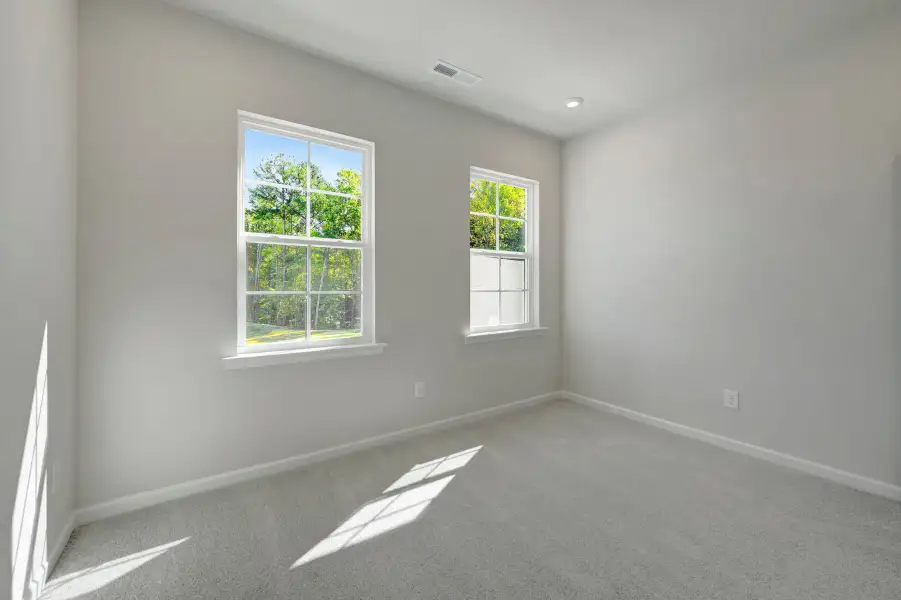 Spacious, unfurnished interior of a new home in Millstone, Cramerton (Image 29).