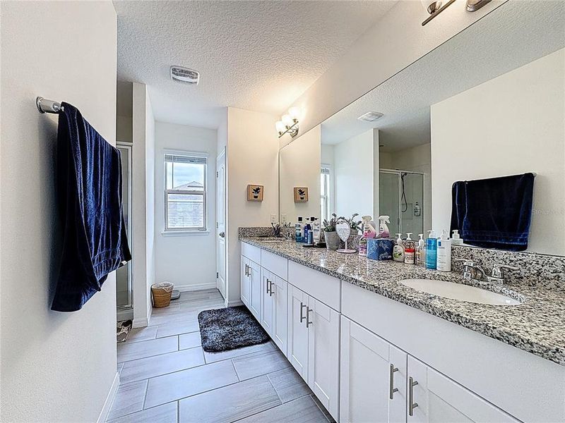 Furnished interior view inside a new home in , Winter Garden (Image 13).
