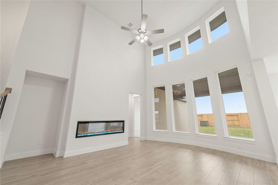 Spacious, unfurnished interior of a new home in Nolina, Georgetown (Image 12).