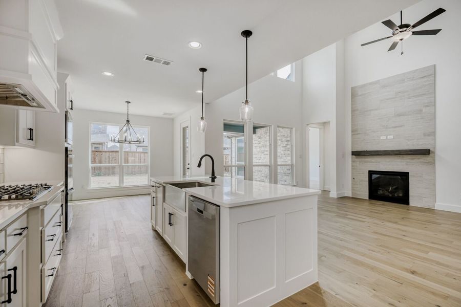 3121 Lacebark - Kitchen