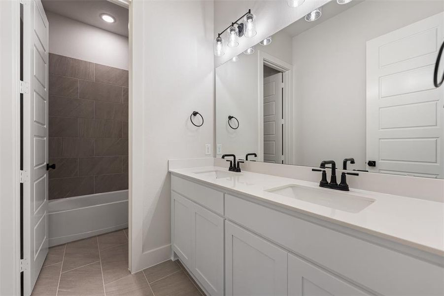 Furnished interior view inside a new home in Rocky Top, Krum (Image 11). Furnished interior view inside a new home in Rocky Top, Krum (Image 11).