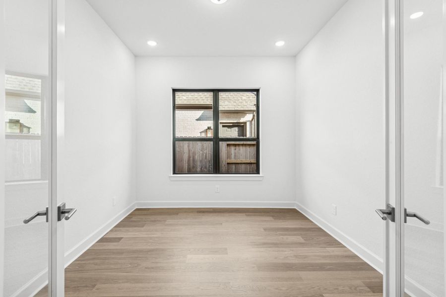 Spacious, unfurnished interior of a new home in ARTAVIA 65' Homesites, Conroe (Image 36). Spacious, unfurnished interior of a new home in ARTAVIA 65' Homesites, Conroe (Image 36).