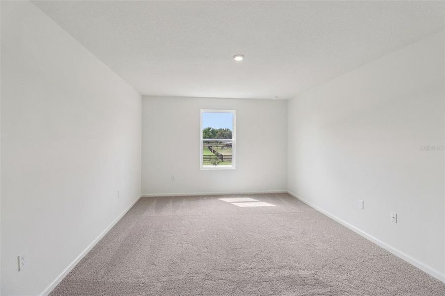 Spacious, unfurnished interior of a new home in Sumter Villas, Sumterville (Image 32).