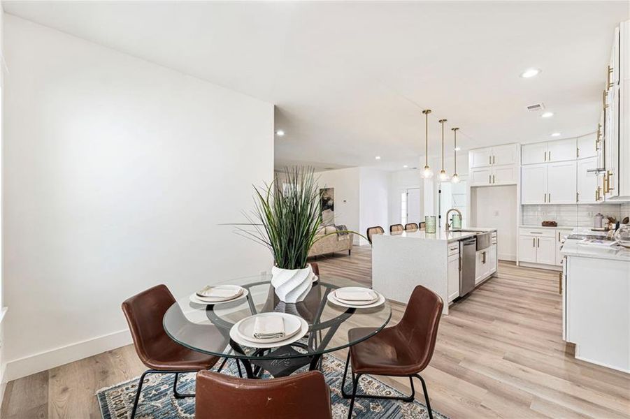 Furnished interior view inside a new home in , Cartersville (Image 40).