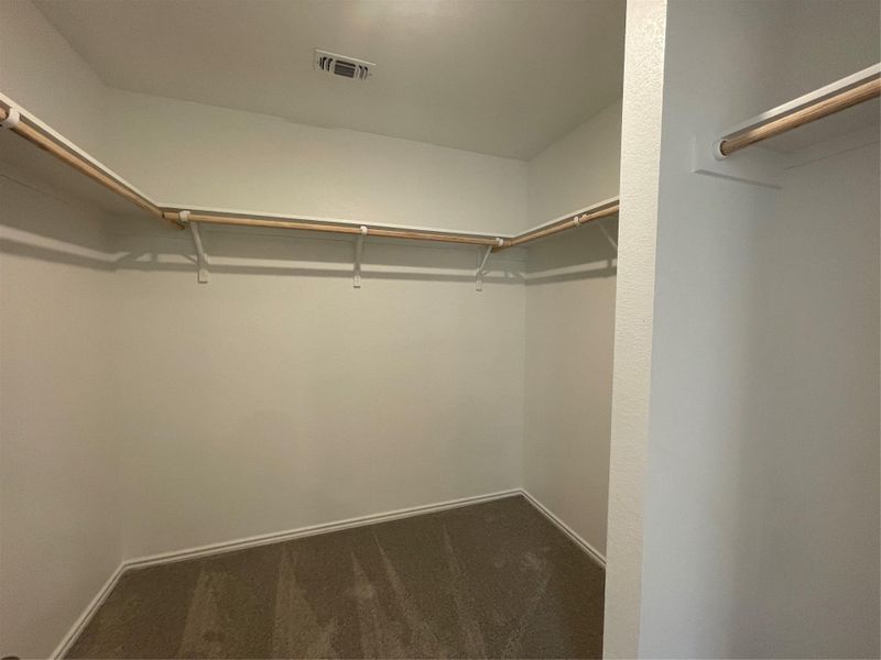 Spacious, unfurnished interior of a new home in Waterstone: Claremont Collection, Kyle (Image 16).